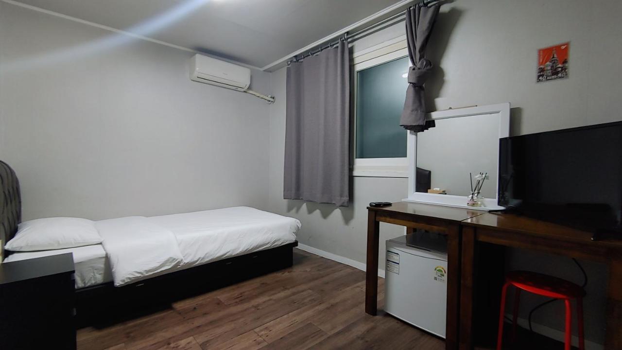 1012 House Namsan Hotell Seoul Eksteriør bilde