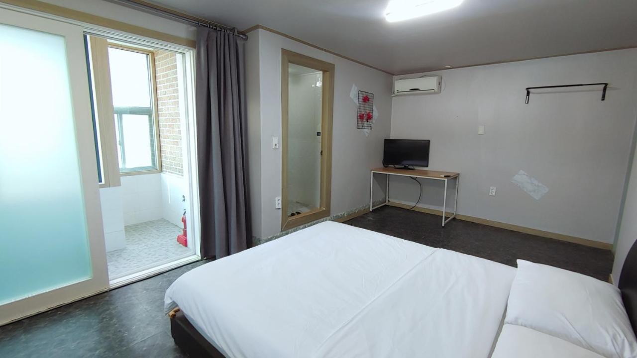 1012 House Namsan Hotell Seoul Eksteriør bilde